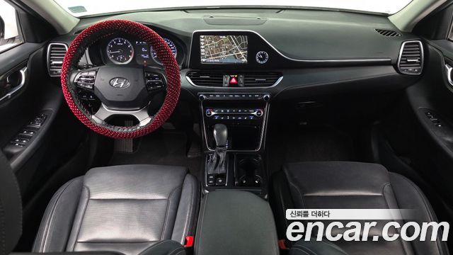 Hyundai Grandeur 2017 thumb 8