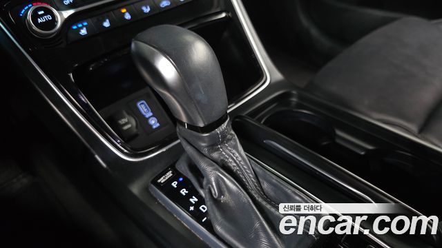 Hyundai Grandeur 2017 thumb 10