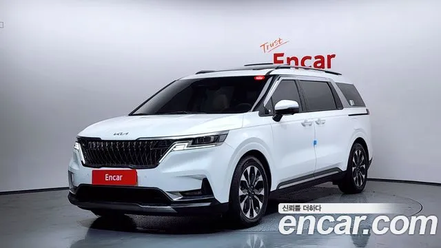 Kia Carnival 2021 thumb 2