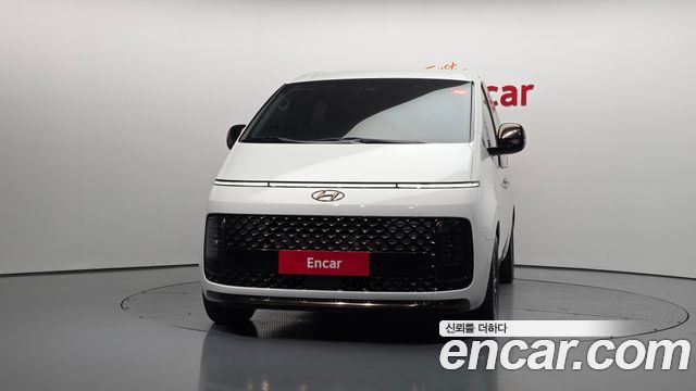 Hyundai Staria 2021 thumb 4