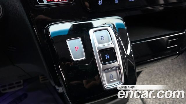 Hyundai Staria 2021 thumb 9