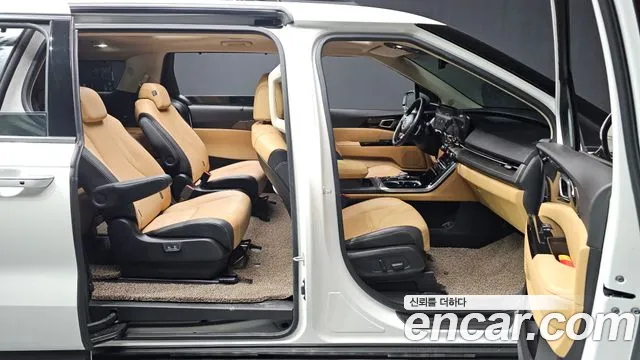 Kia Carnival 2020 thumb 6
