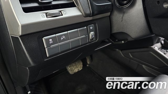 SsangYong Rexton 2019 thumb 10