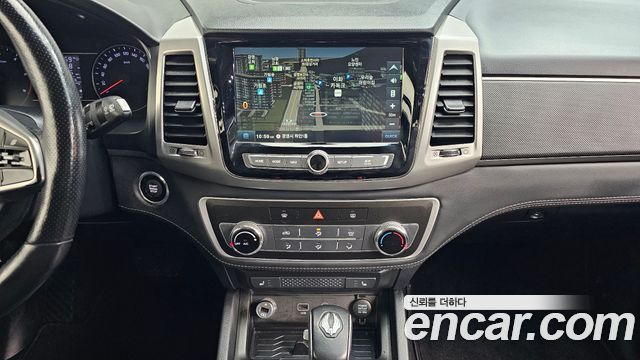 SsangYong Rexton 2019 thumb 5