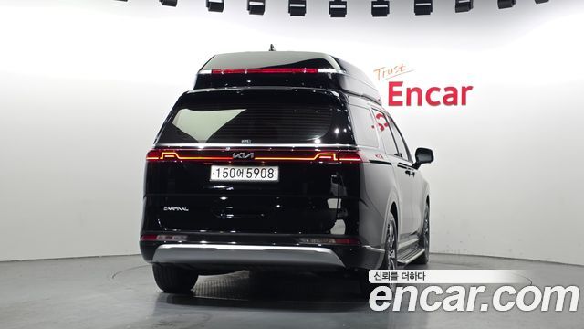 Kia Carnival 2023 thumb 5