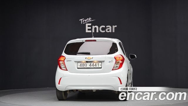Chevrolet Spark 2018 thumb 5