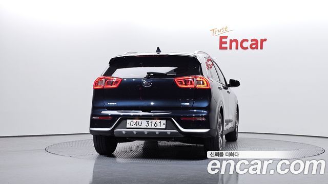 Kia Niro 2017 thumb 5