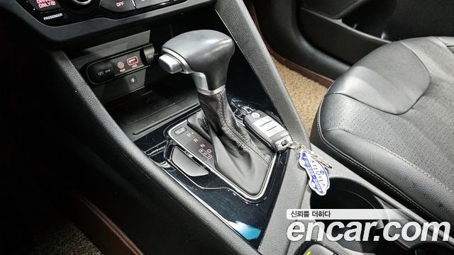 Kia Niro 2017 thumb 9