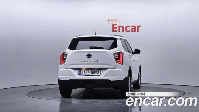 SsangYong Tivoli 2019 thumb 5