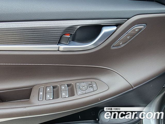 Hyundai Grandeur 2018 thumb 9