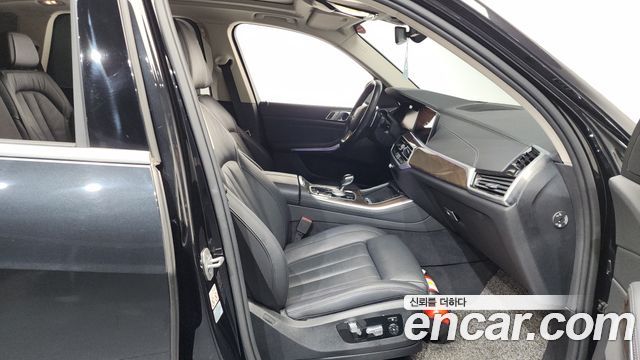BMW X5 2021 thumb 8