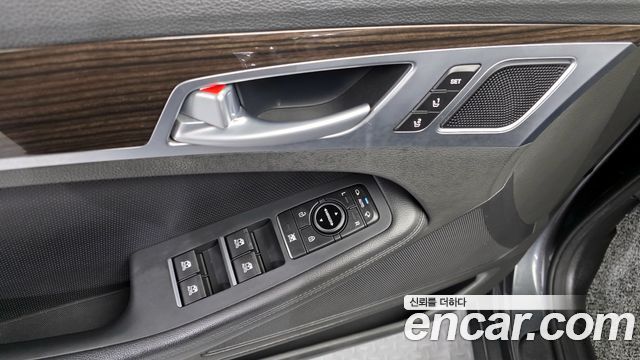 Genesis G80 2018 thumb 12