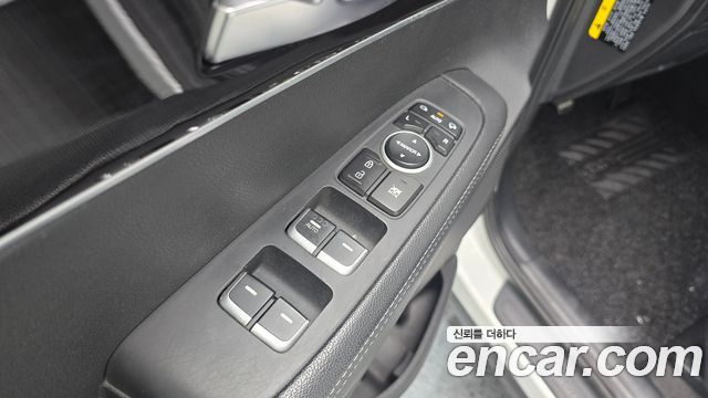 Kia Sorento 2018 thumb 11