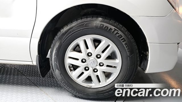 Hyundai Starex 2017 thumb 6