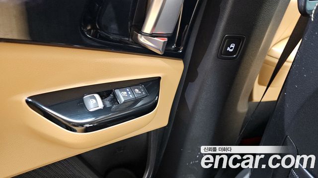 Kia Carnival 2021 thumb 11