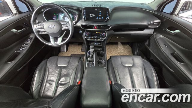 Hyundai Santa Fe 2018 thumb 8