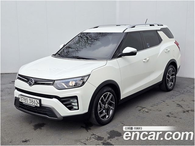 SsangYong Tivoli 2022 thumb 2