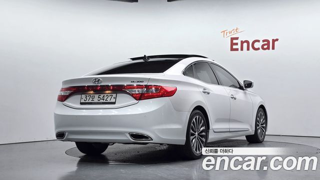 Hyundai Grandeur 2013 thumb 3