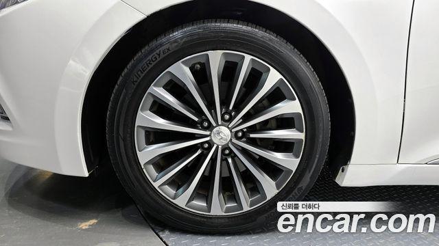 Hyundai Grandeur 2013 thumb 6