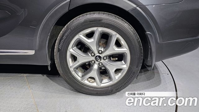 Kia Sorento 2015 thumb 6