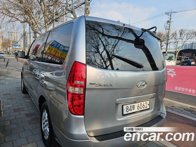 Hyundai Starex 2017 thumb 5