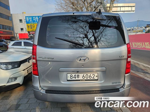 Hyundai Starex 2017 thumb 6