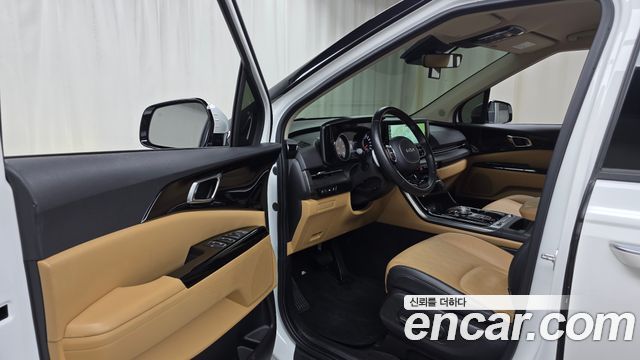 Kia Carnival 2022 thumb 11