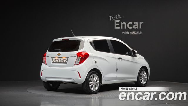 Chevrolet Spark 2019 thumb 3