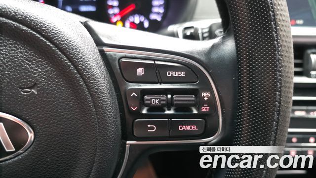 Kia K5 2015 thumb 11