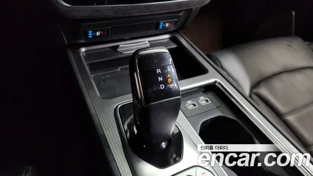 SsangYong Rexton 2020 thumb 10