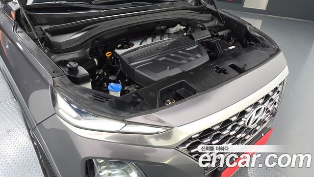 Hyundai Santa Fe 2018 thumb 7