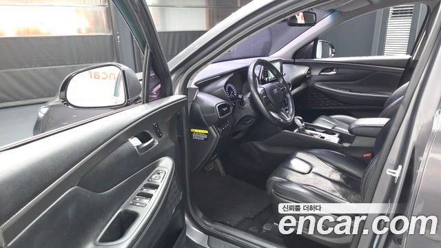 Hyundai Santa Fe 2018 thumb 10