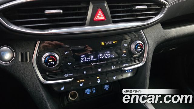 Hyundai Santa Fe 2018 thumb 11