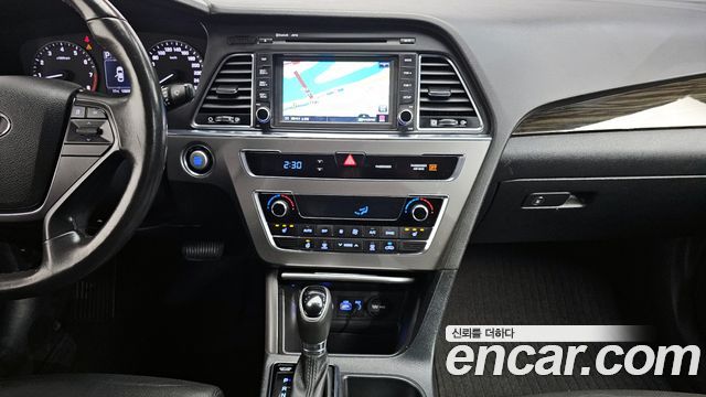 Hyundai Sonata 2016 thumb 12
