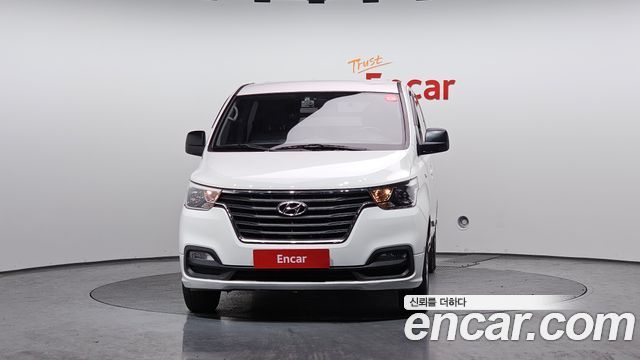 Hyundai Starex 2019 thumb 4