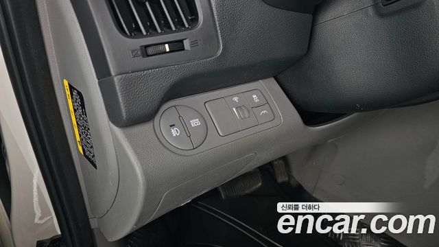Hyundai Starex 2019 thumb 12
