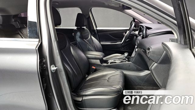 Hyundai Santa Fe 2018 thumb 11