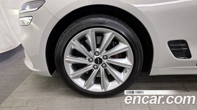 Genesis G70 2024 thumb 5