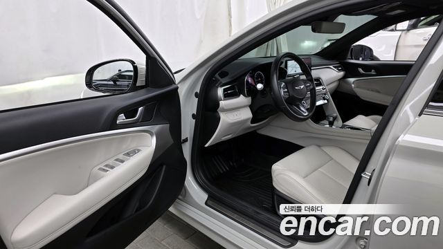 Genesis G70 2024 thumb 10