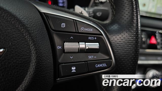 Genesis G70 2018 thumb 11