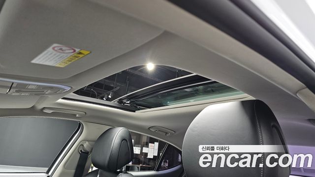 Genesis G70 2018 thumb 12