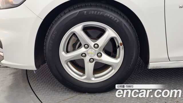 Chevrolet Malibu 2017 thumb 6