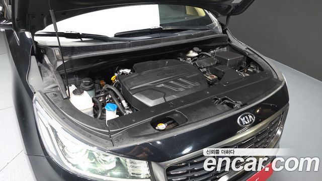 Kia Carnival 2019 thumb 6