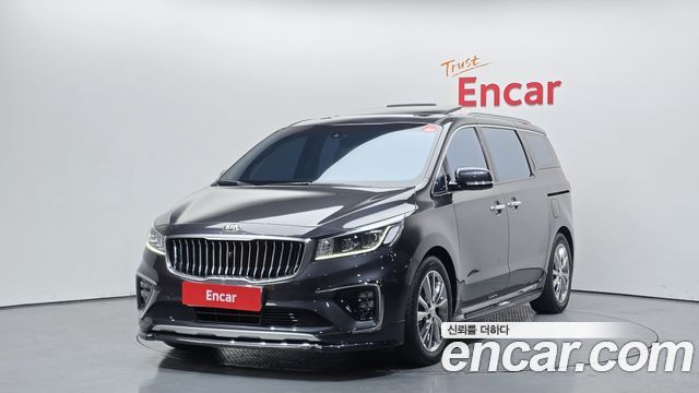 Kia Carnival 2018 thumb 2