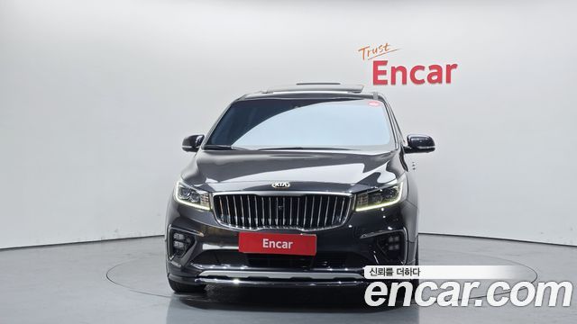 Kia Carnival 2018 thumb 4