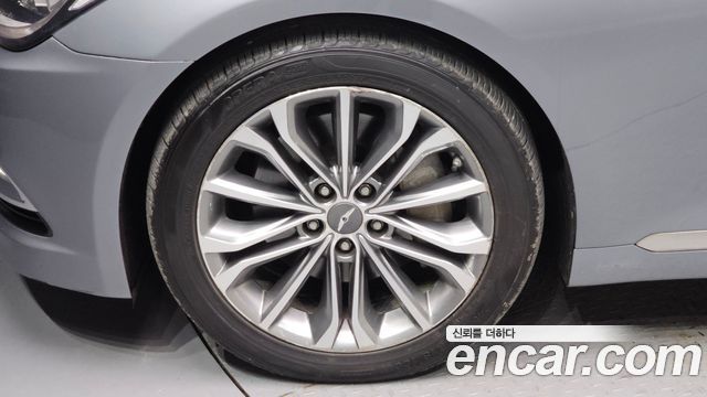 Hyundai Genesis 2014 thumb 6