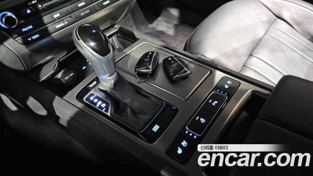 Hyundai Genesis 2014 thumb 10