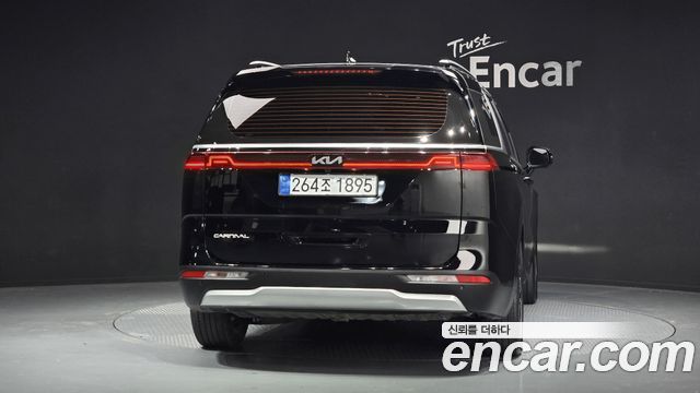 Kia Carnival 2022 thumb 4