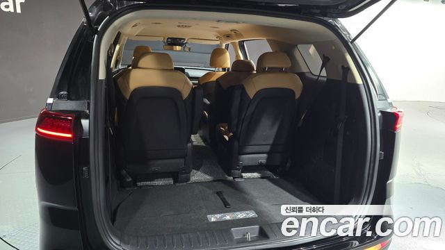 Kia Carnival 2022 thumb 11