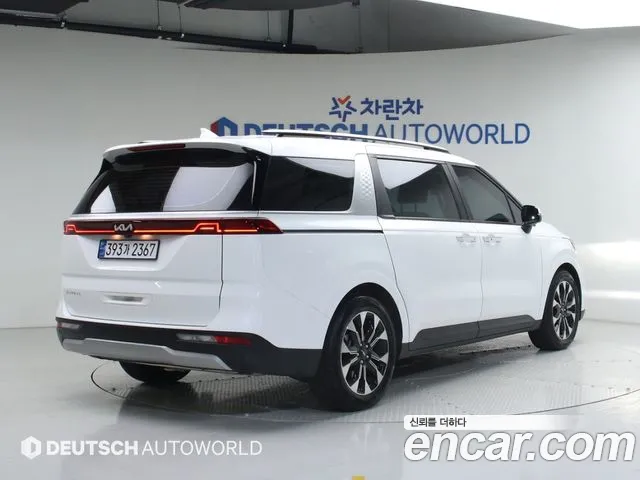 Kia Carnival 2022 thumb 3